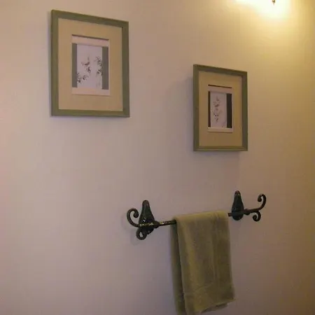 Couette-café Aux Raisins Verts 3*